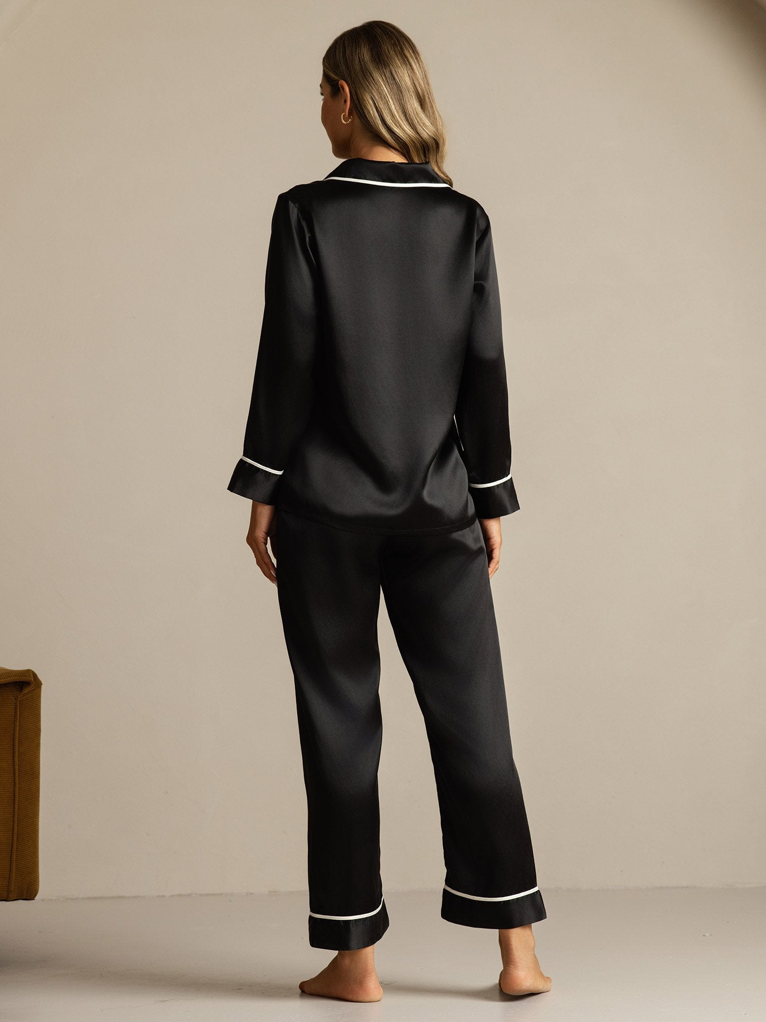 [Black] SilkSilky-UK Pure Silk Collar Women's Pyjamas 002