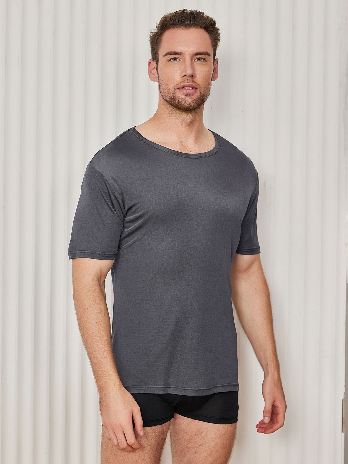 SilkSilky-UK-Silk-Knitted-Short-Sleeve-Round-Neck-Men's-T-Shirt-Dark-Gray-001