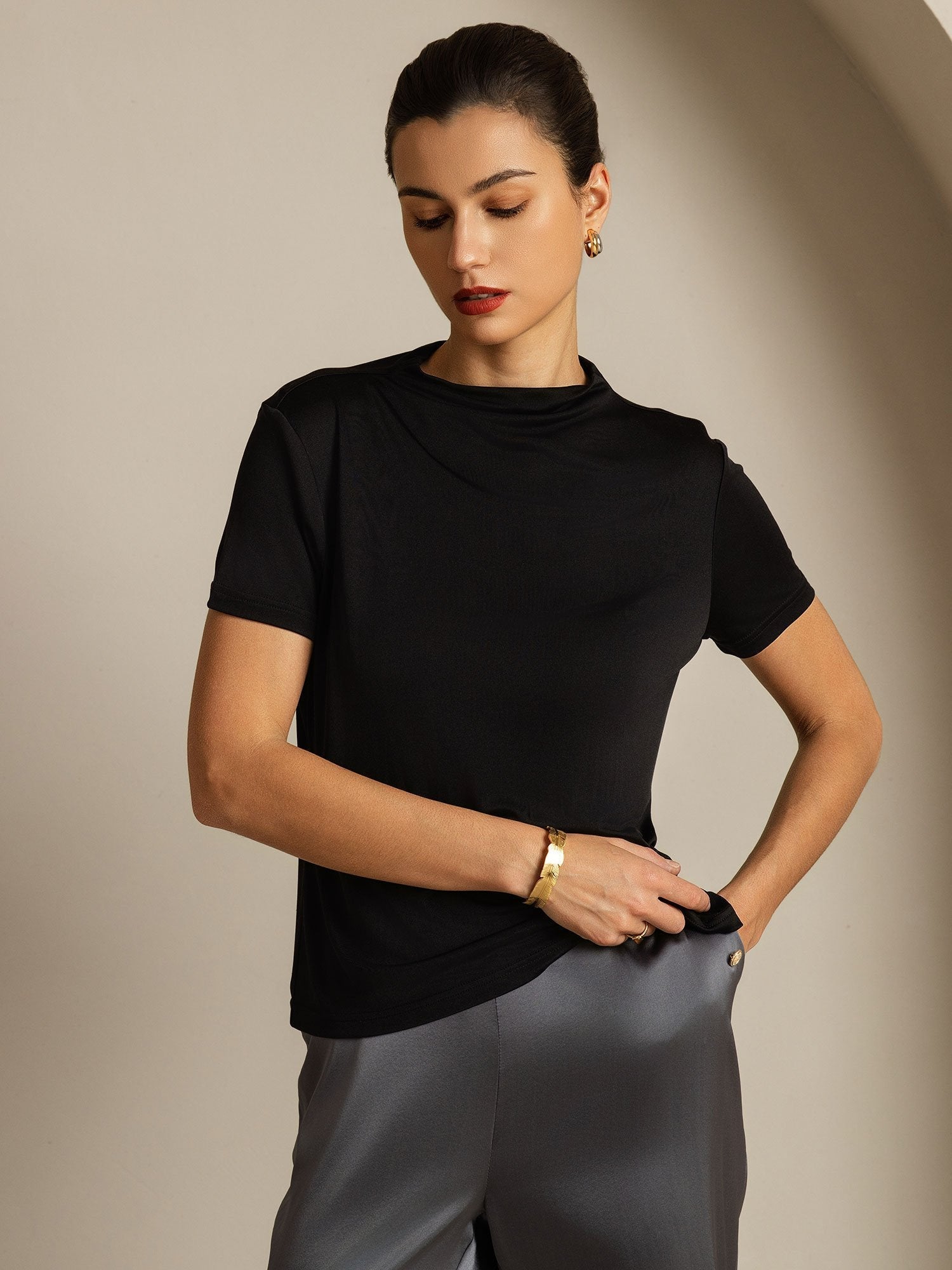 [Black] SilkSilky-UK Pure Silk Collar Women's T-Shirt 006