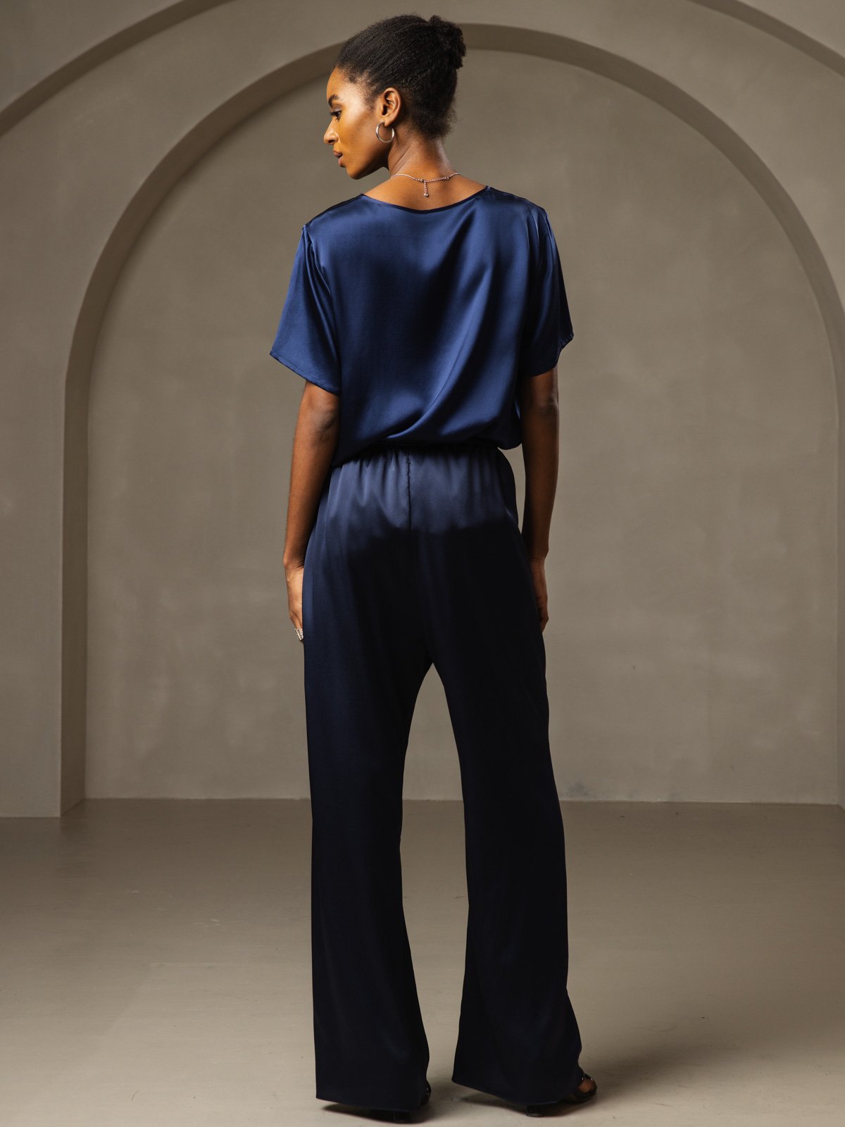 SilkSilky-UK Pure Silk Short Sleeve Round Neck Women's T-Shirt DarkBlue 002